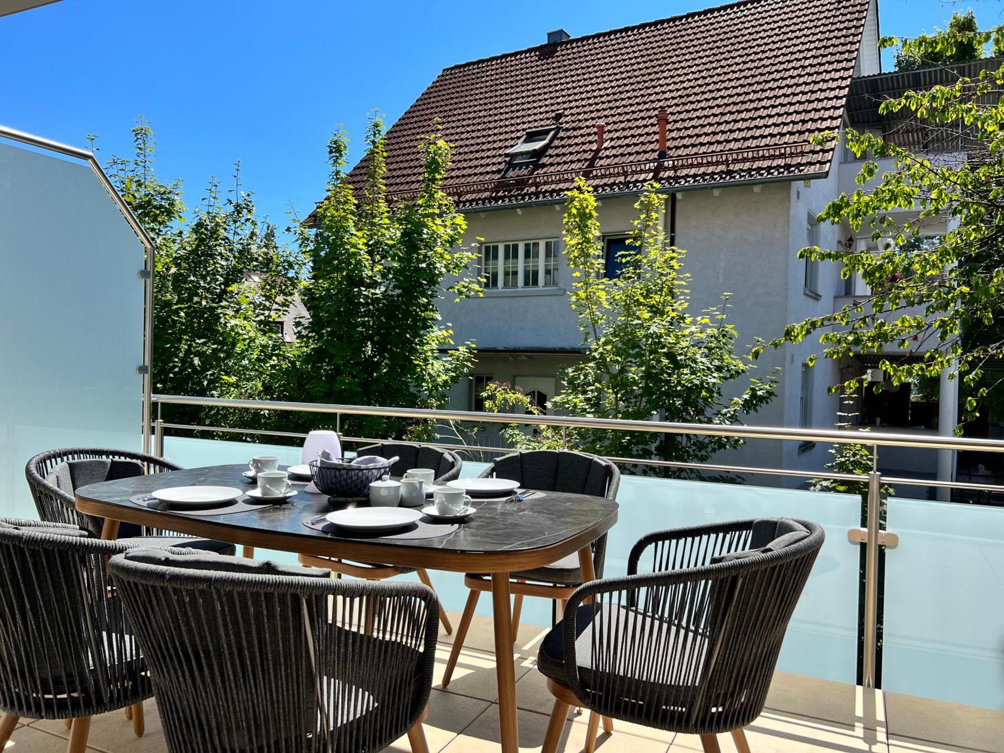 Neues Seeapartment Uberlingen Dış mekan fotoğraf